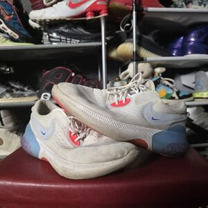 🔥 Nike Joyride Men's Size 10.5 White Athletic Shoes with Blue and Coral Details